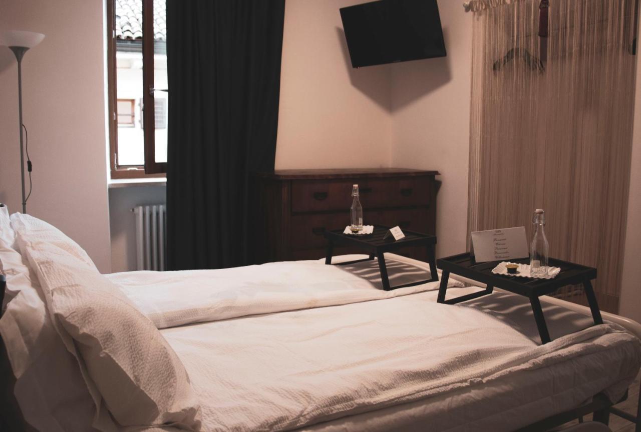 Villa Lagarina B&B Alessandro מראה חיצוני תמונה